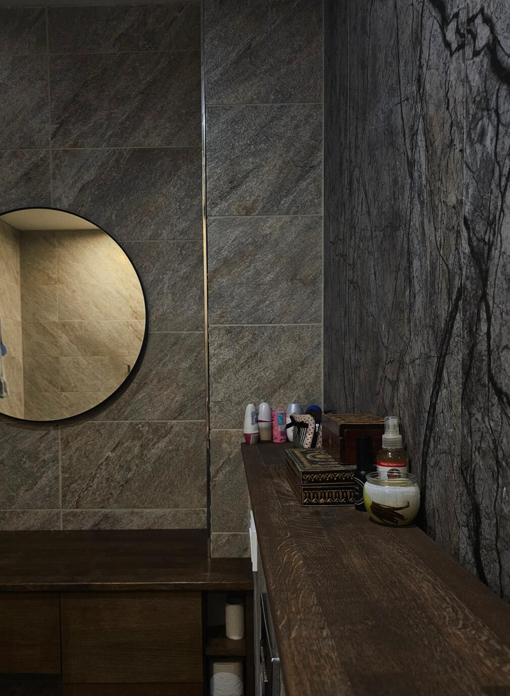 bathroom design in a oak style