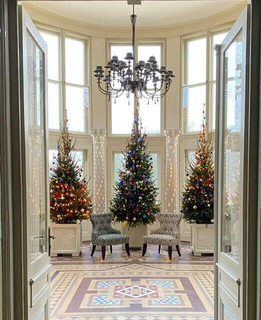 commissioned flowerpots 50x50x60cm - Spruce wood - on wheels - colour chosen by client