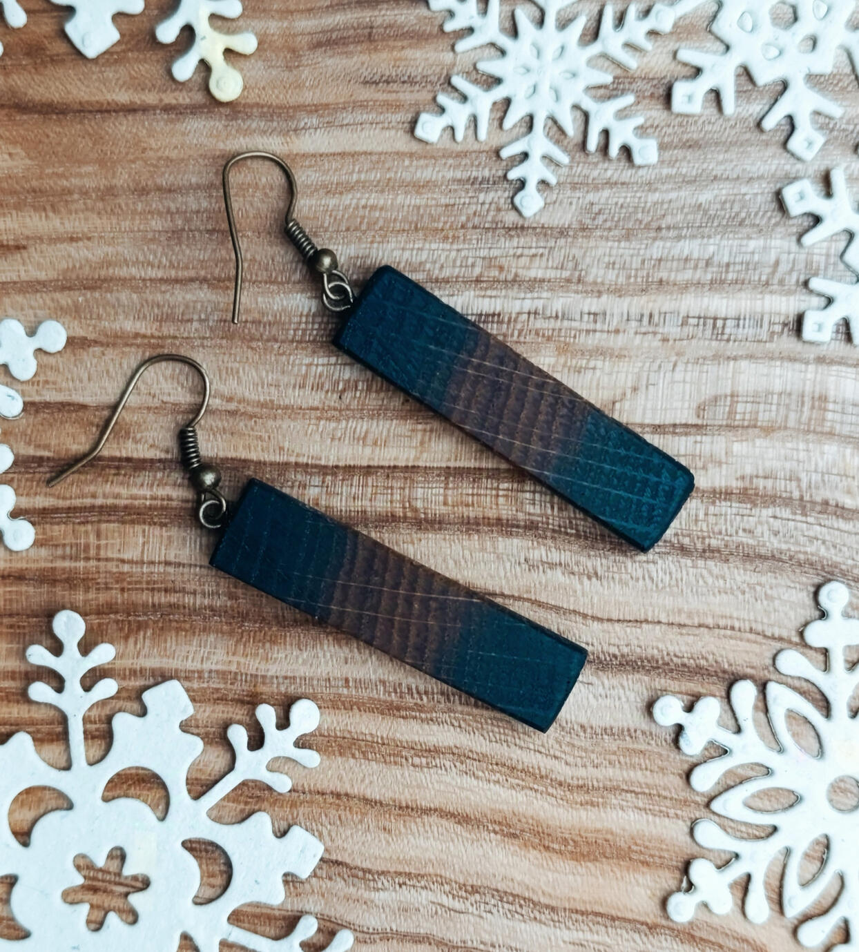 Earrings form oak wood