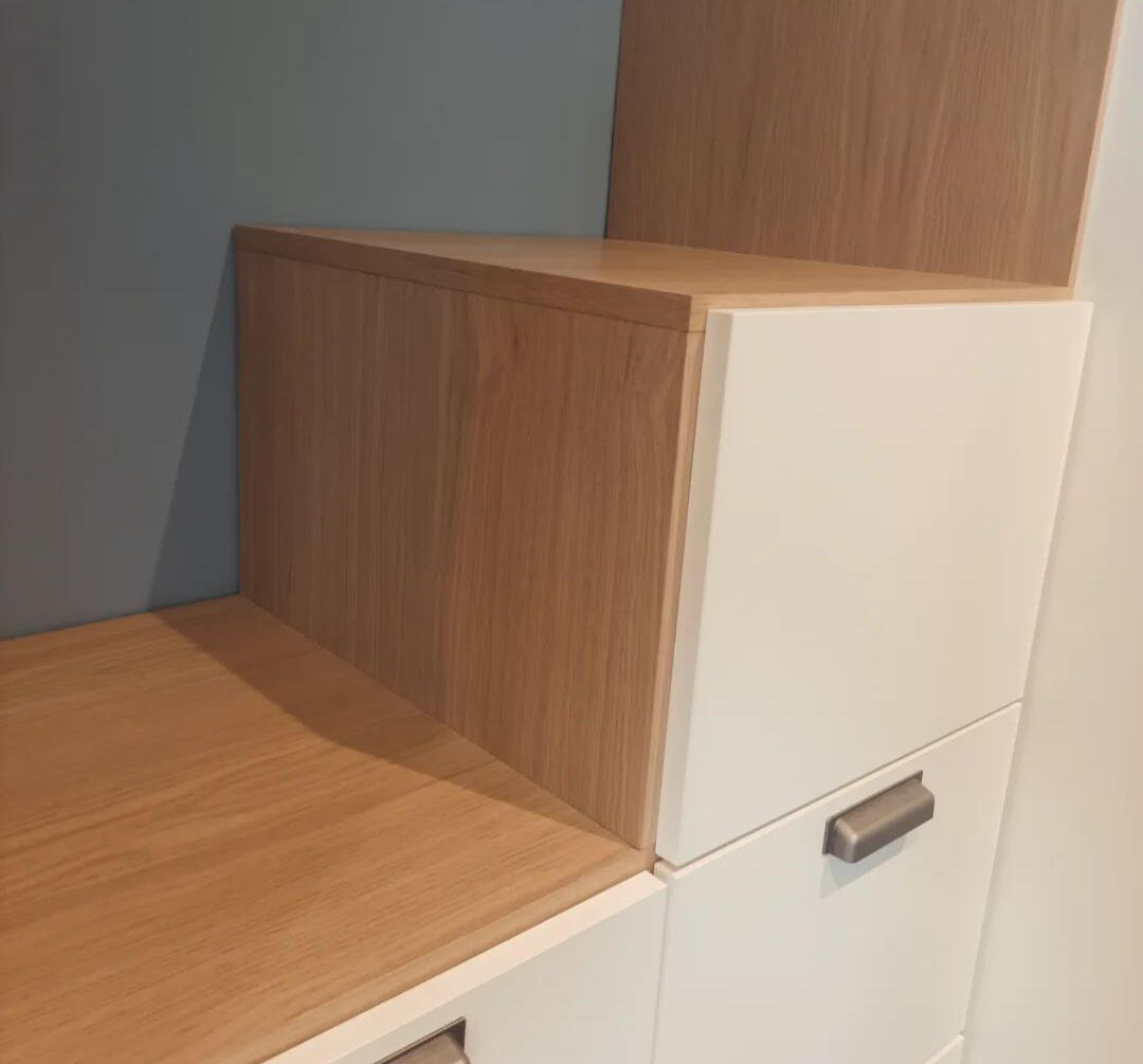 coridor wardrobe oak veneer